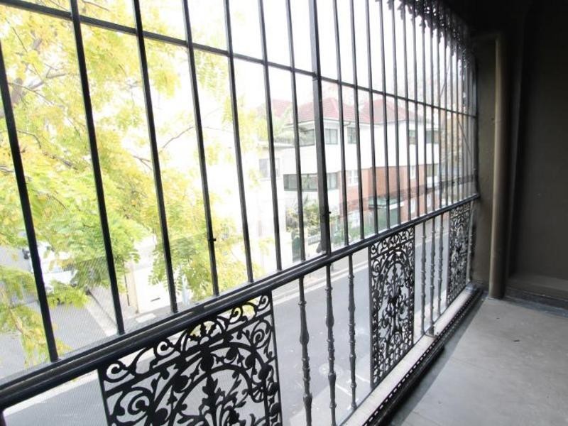 1/2 Hughes Street, Potts Point NSW 2011