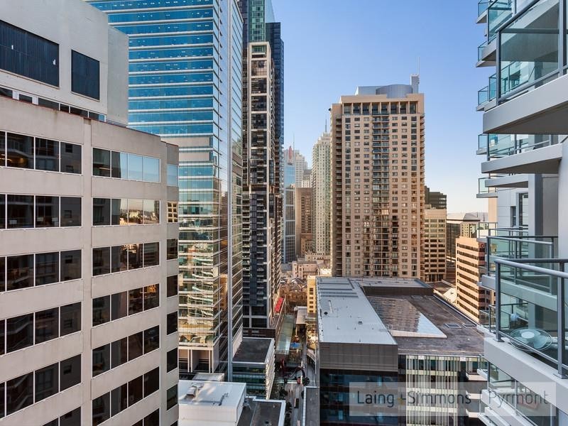 2703/2 Cunningham St, Sydney NSW 2000