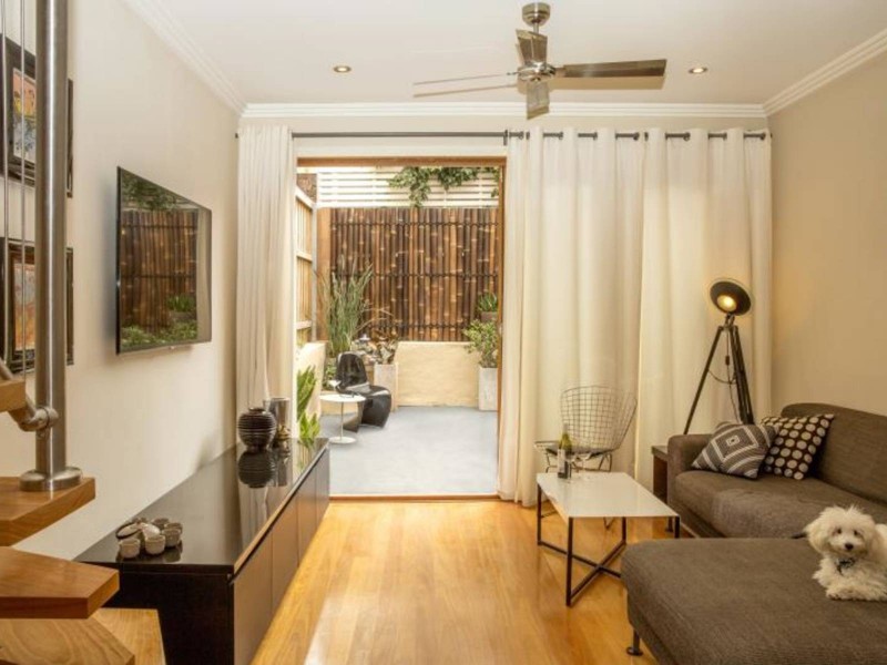 142 Goodlet Street, Surry Hills NSW 2010