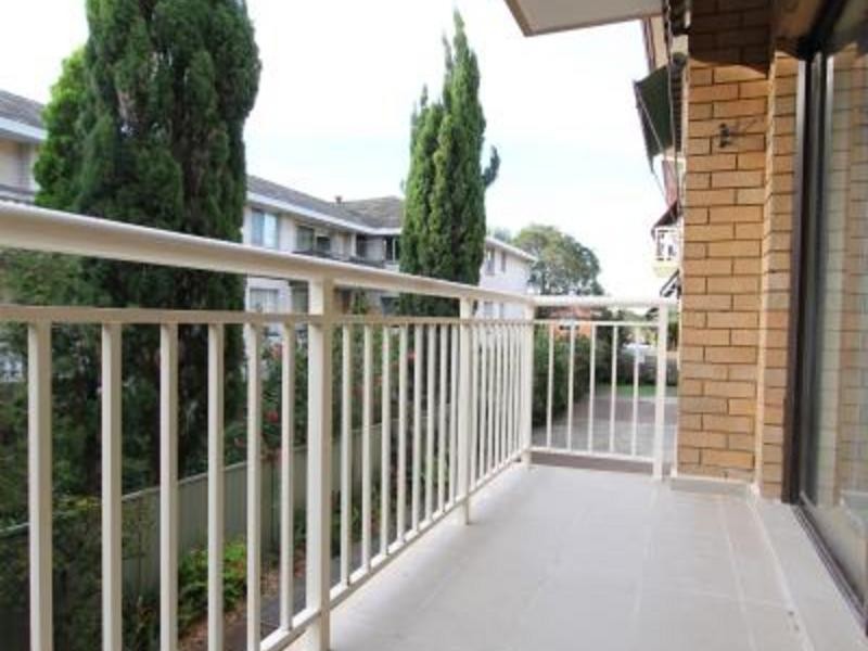 2/62 Kings Road, Five Dock NSW 2046