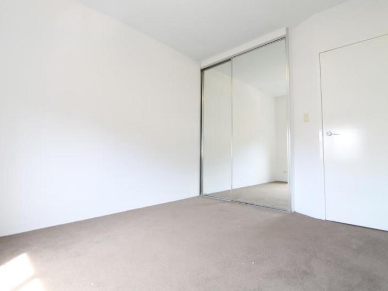 11/128 Cathedral Street, Woolloomooloo NSW 2011