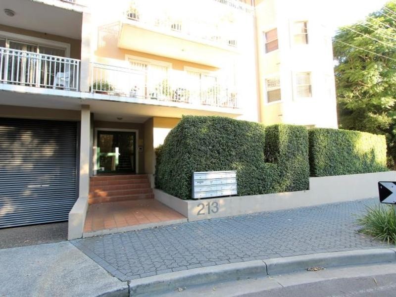14/213 Wigram Rd Forest Lodge, Forest Lodge NSW 2037