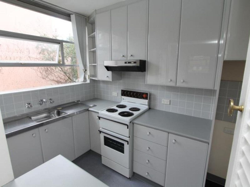 8/10 Barncleuth Square, Elizabeth Bay NSW 2011