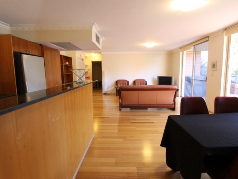 18/27-51 Palmer Street, Woolloomooloo NSW 2011