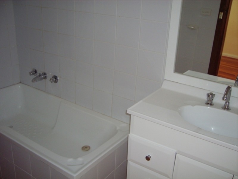 2/1 Hughes Street, Potts Point NSW 2011