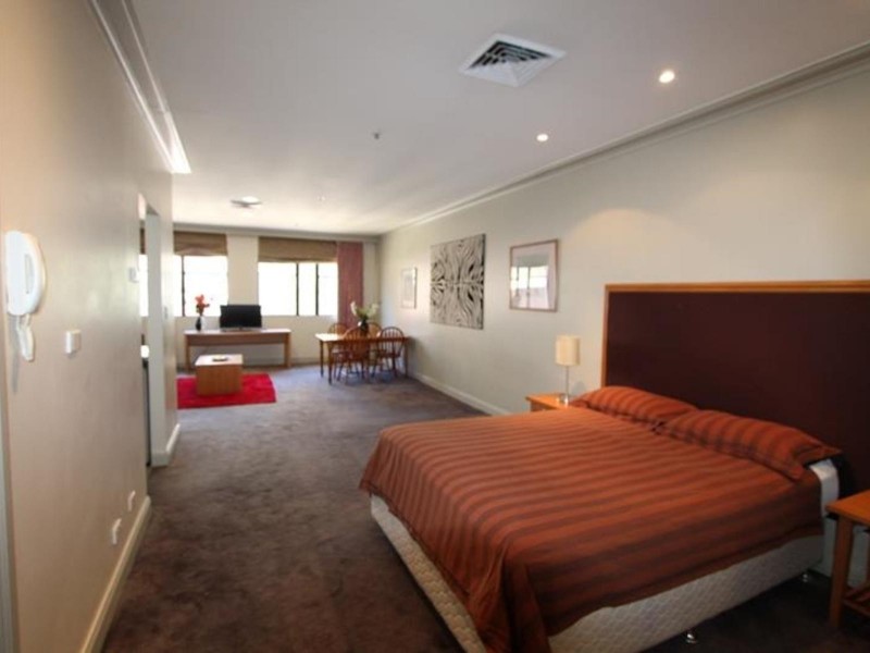 412/88 Dowling St, Woolloomooloo NSW 2011