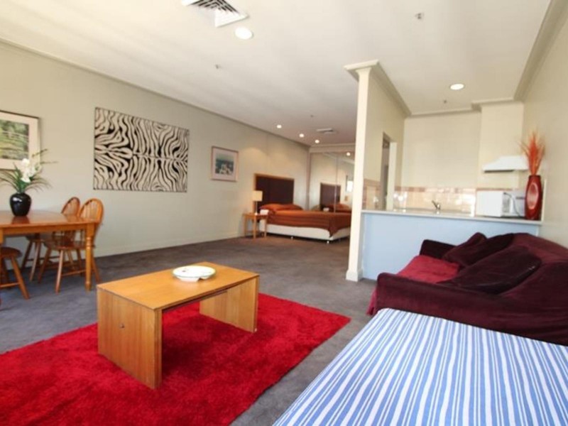 412/88 Dowling St, Woolloomooloo NSW 2011