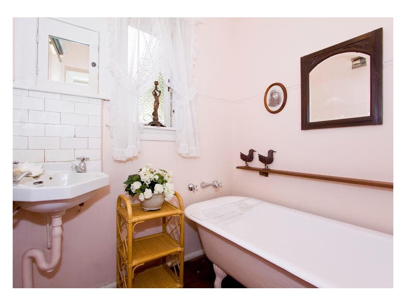 46 Moore Street, Roseville NSW 2069