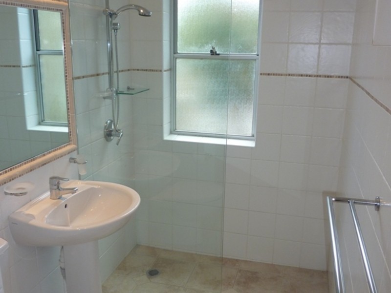 11 Ferncourt Avenue, Roseville NSW 2069