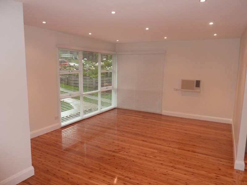 90 Sherwood Street, Northmead NSW 2152