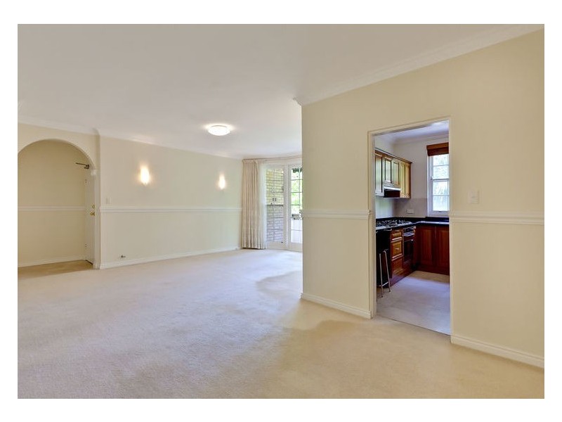 2/10 Larkin Street, Roseville NSW 2069