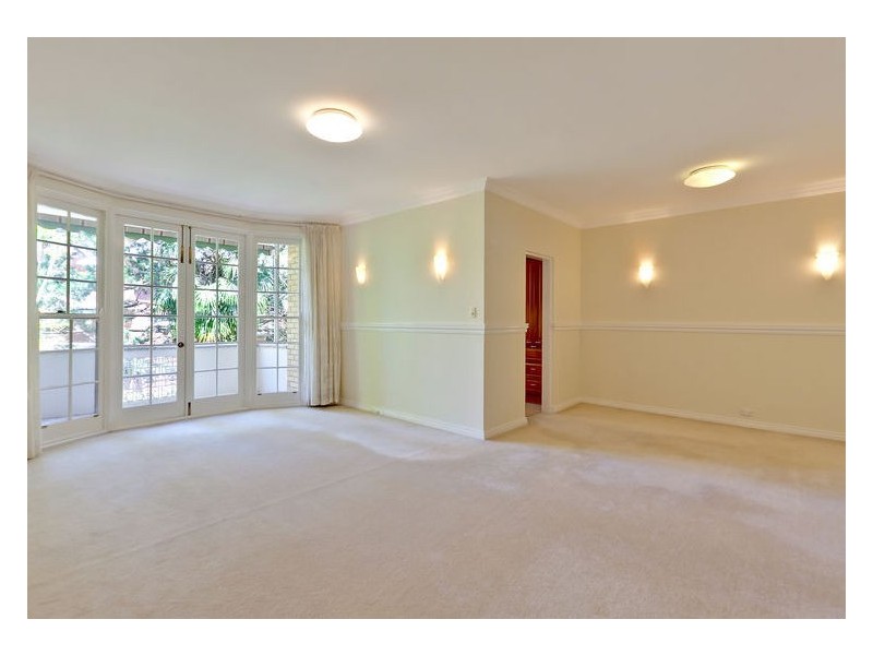 2/10 Larkin Street, Roseville NSW 2069