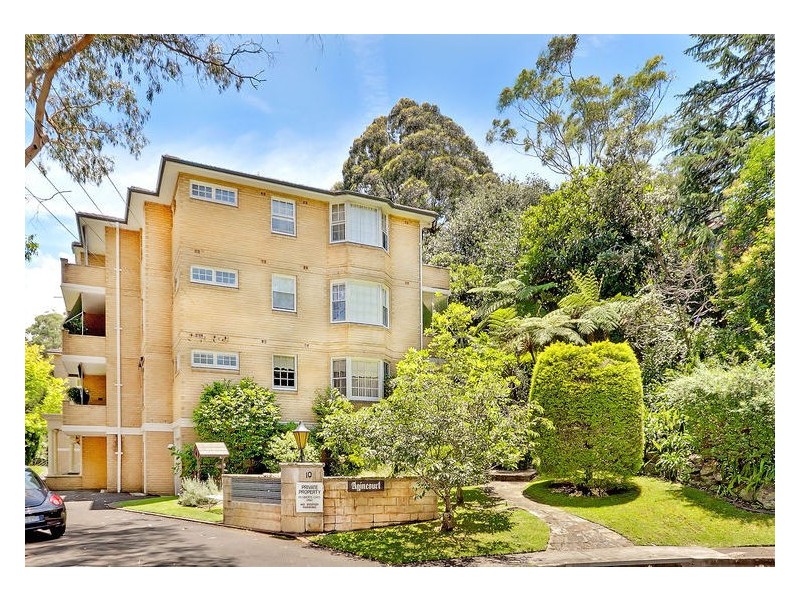 2/10 Larkin Street, Roseville NSW 2069