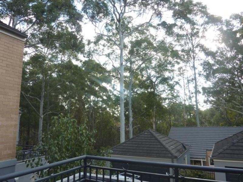 11/2 Bloomsbury Avenue, Pymble NSW 2073