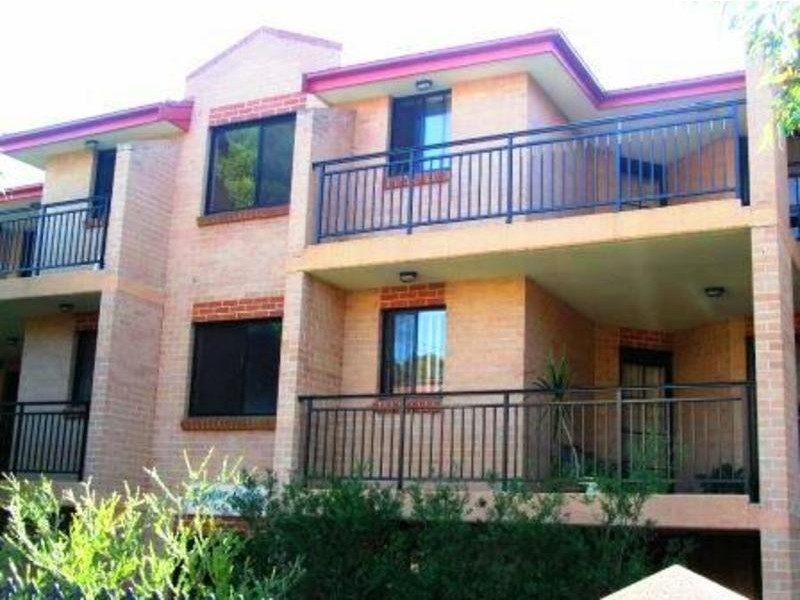 1/105 Stapleton Street, Pendle Hill NSW 2145