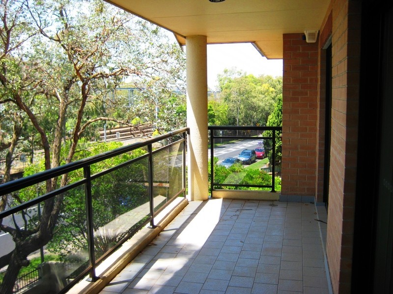 15/8 Alexandra Avenue, Westmead NSW 2145