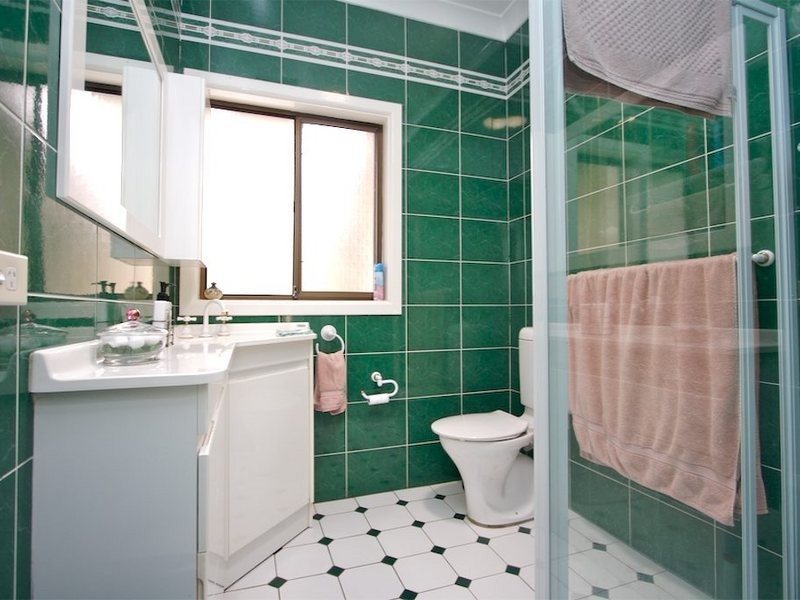 42 Bringelly Avenue, Pendle Hill NSW 2145