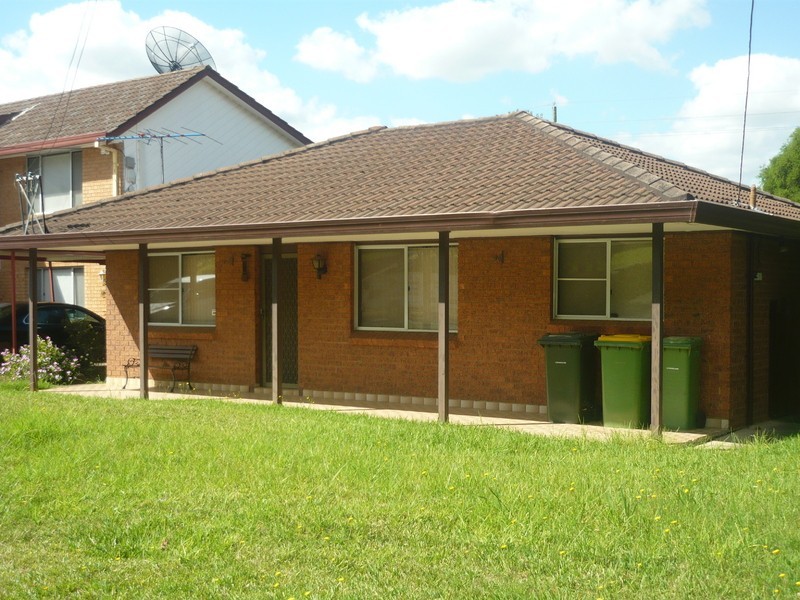 87 Thane Street, Toongabbie NSW 2146