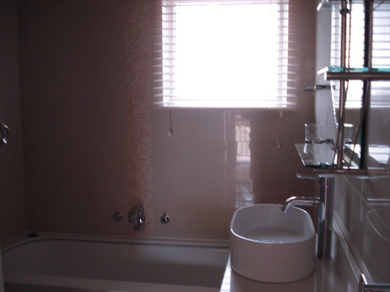 2 Bates Avenue, South Wentworthville NSW 2145