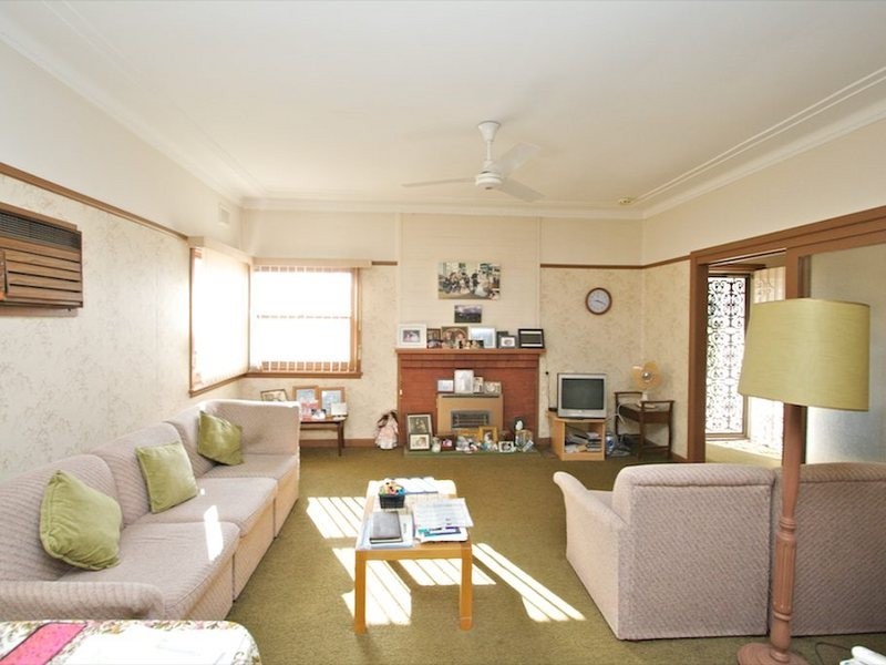 26 Bringelly Avenue, Pendle Hill NSW 2145