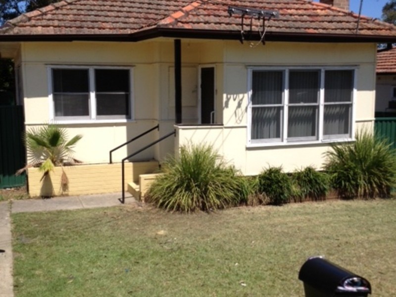 21 Jewelsford Road, Wentworthville NSW 2145