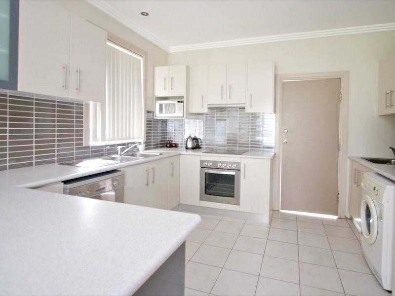 43 Brewer Crescent, South Wentworthville NSW 2145