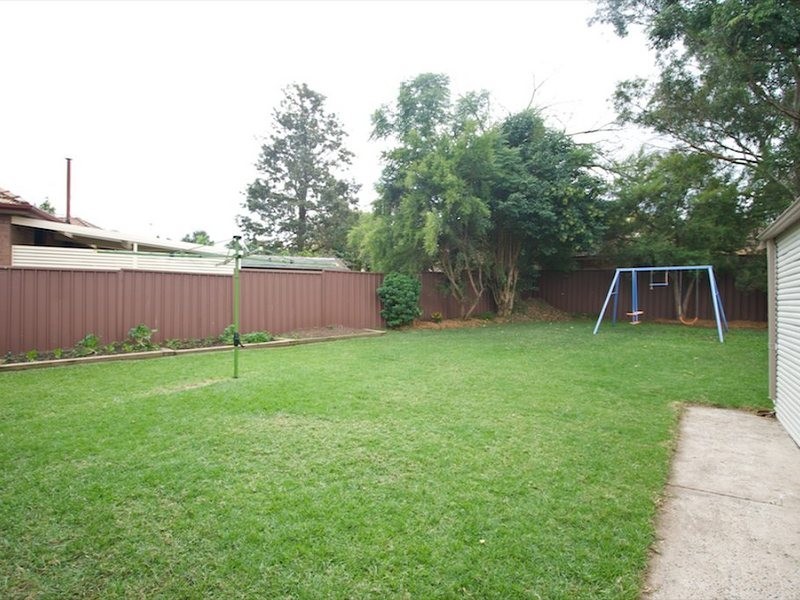 43 Brewer Crescent, South Wentworthville NSW 2145