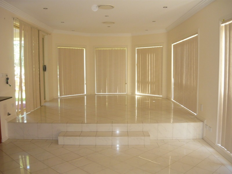 18 Targo Road, Girraween NSW 2145