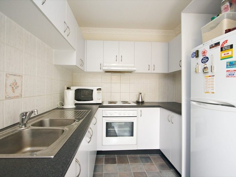 4/185 Targo Road, Girraween NSW 2145