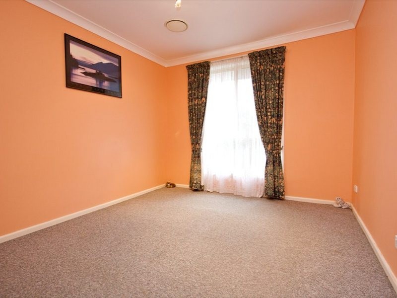 11 Michelle Drive, Constitution Hill NSW 2145