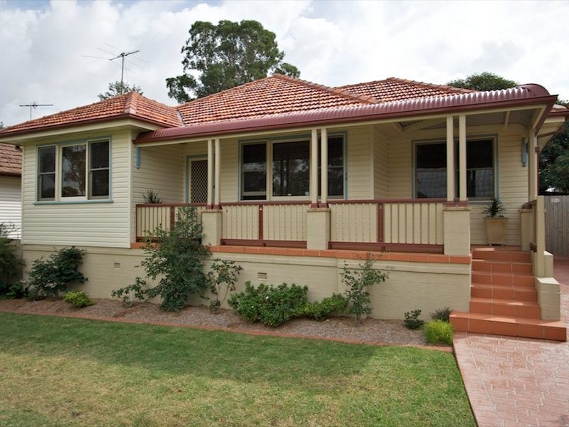 15 Burra Street, Pendle Hill NSW 2145