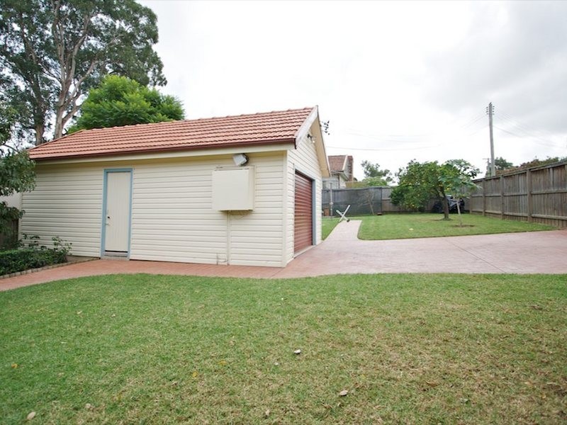 15 Burra Street, Pendle Hill NSW 2145