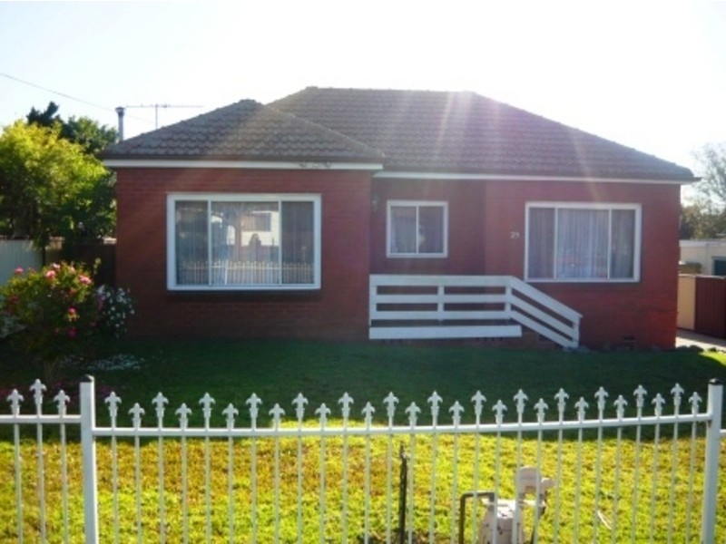 25 Wall Park Avenue, Seven Hills NSW 2147