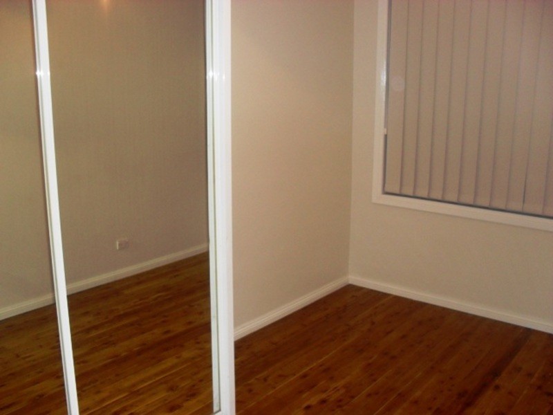 81 Picasso Crescent, Toongabbie NSW 2146