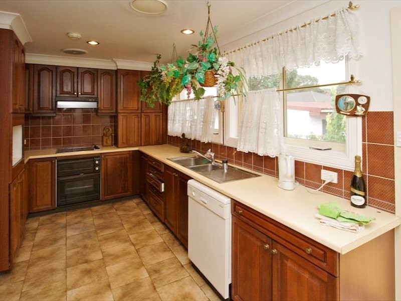 11 Michelle Drive, Constitution Hill NSW 2145