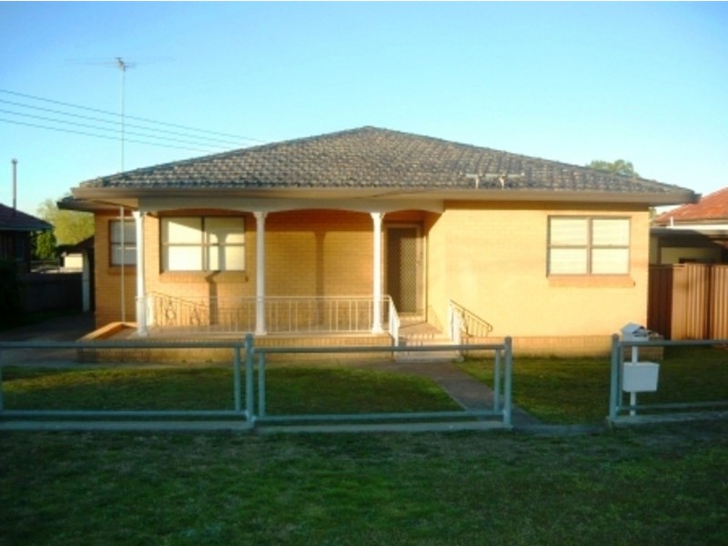 34  Chelmsford Road, South Wentworthville NSW 2145