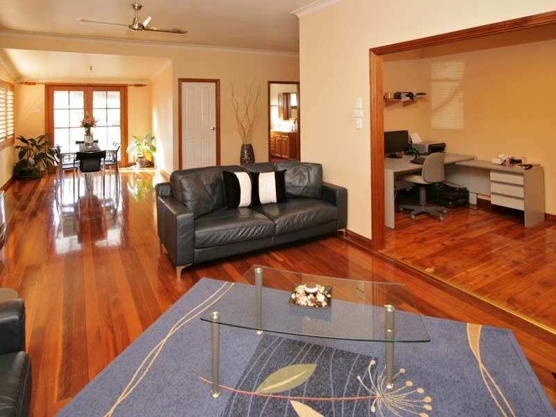 31 Bungaree Road, Toongabbie NSW 2146