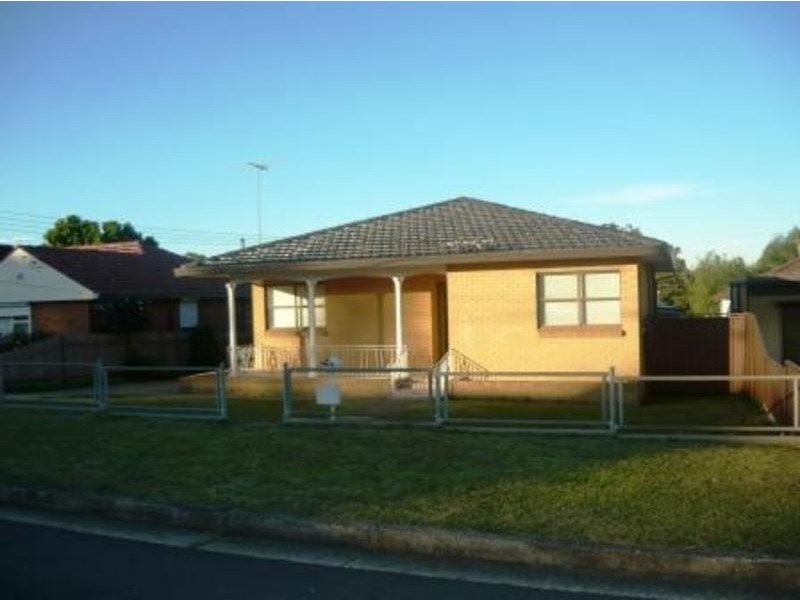 34 Chelmsford Road, South Wentworthville NSW 2145
