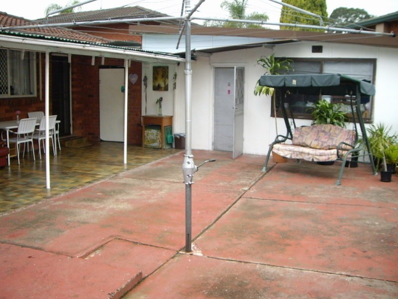 34 Gregory Street, Greystanes NSW 2145