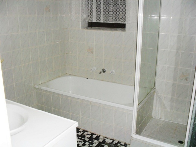 8 Eton Court, Cambridge Park NSW 2747