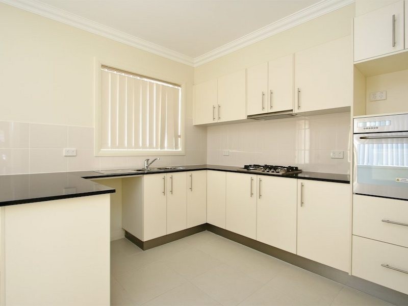 37A Wyena Road, Pendle Hill NSW 2145