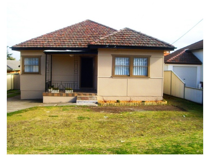 14 Pendle Way, Pendle Hill NSW 2145