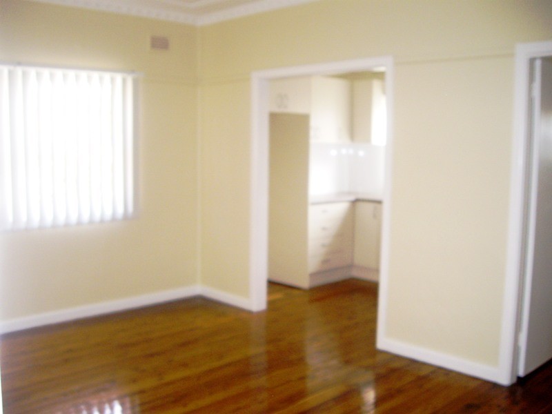 14 Pendle Way, Pendle Hill NSW 2145