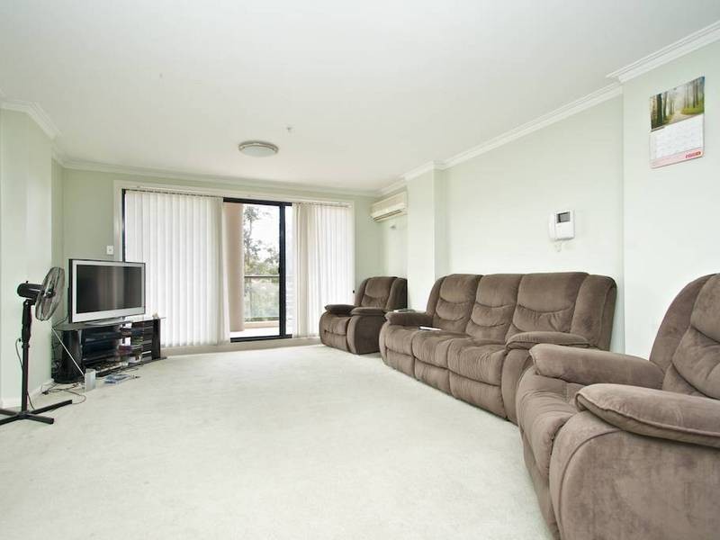 305/91B Bridge Road, Westmead NSW 2145