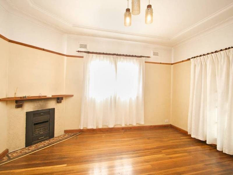 8 Yarbon Street, Wentworthville NSW 2145