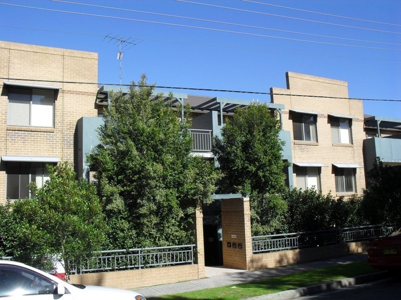 8/3-7 O’Reily Street, Parramatta NSW 2150