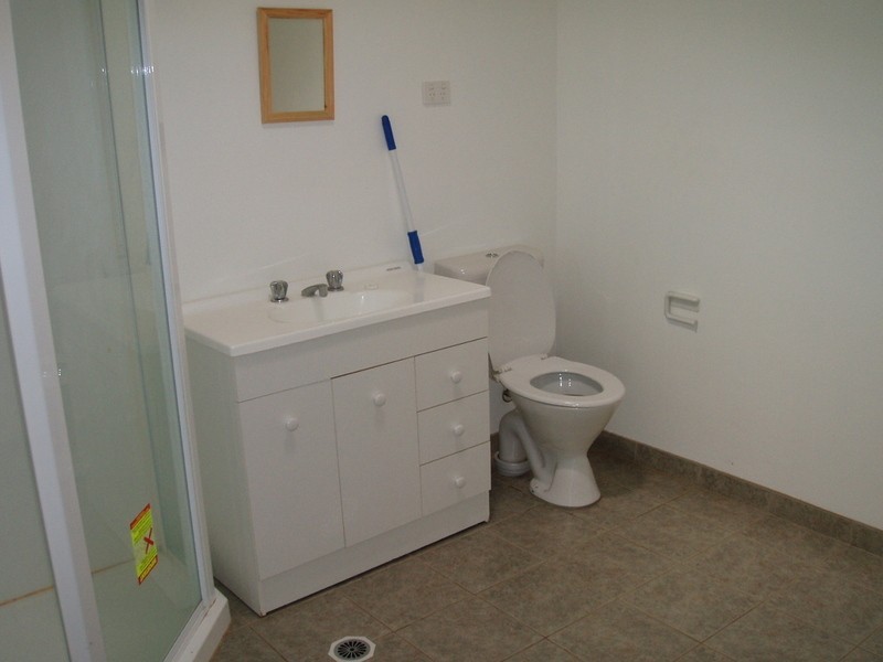 2/28 Budgeree Road, Toongabbie NSW 2146