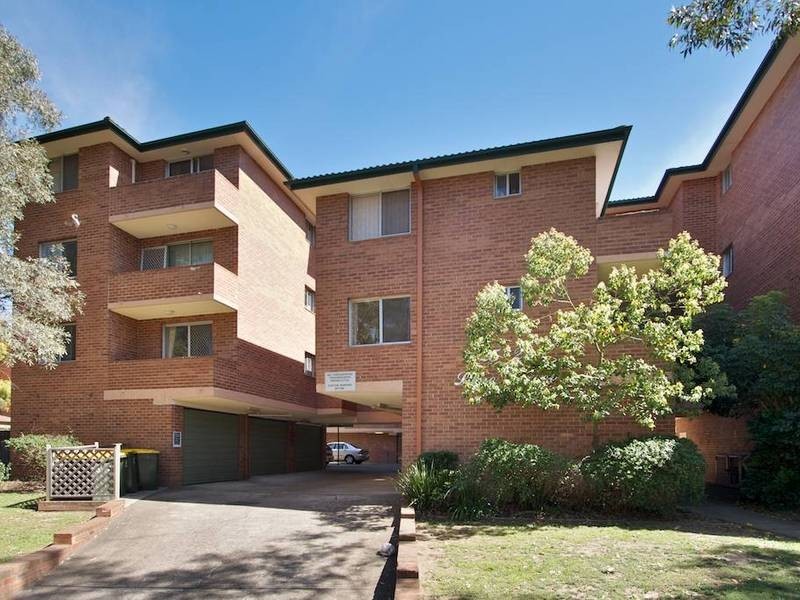 8/25-27 Lane Street, Wentworthville NSW 2145