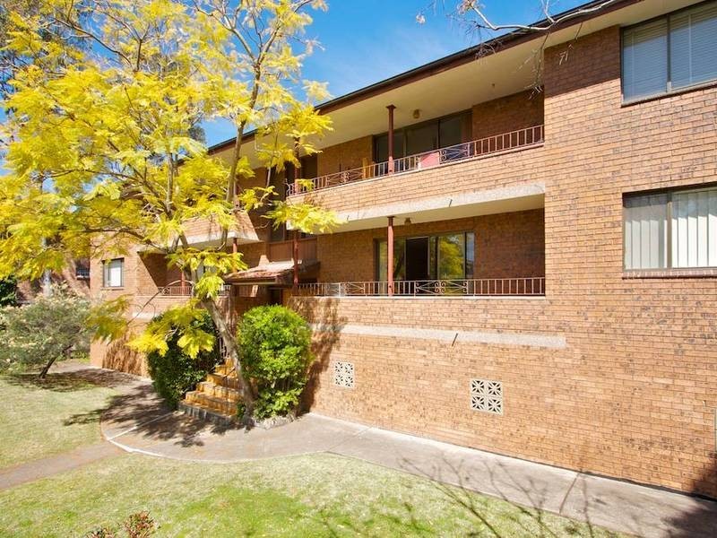 1/18-20 Helen Street, Westmead NSW 2145
