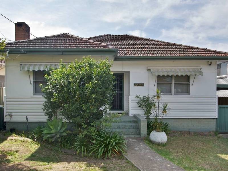 7 Levy St, Pendle Hill NSW 2145